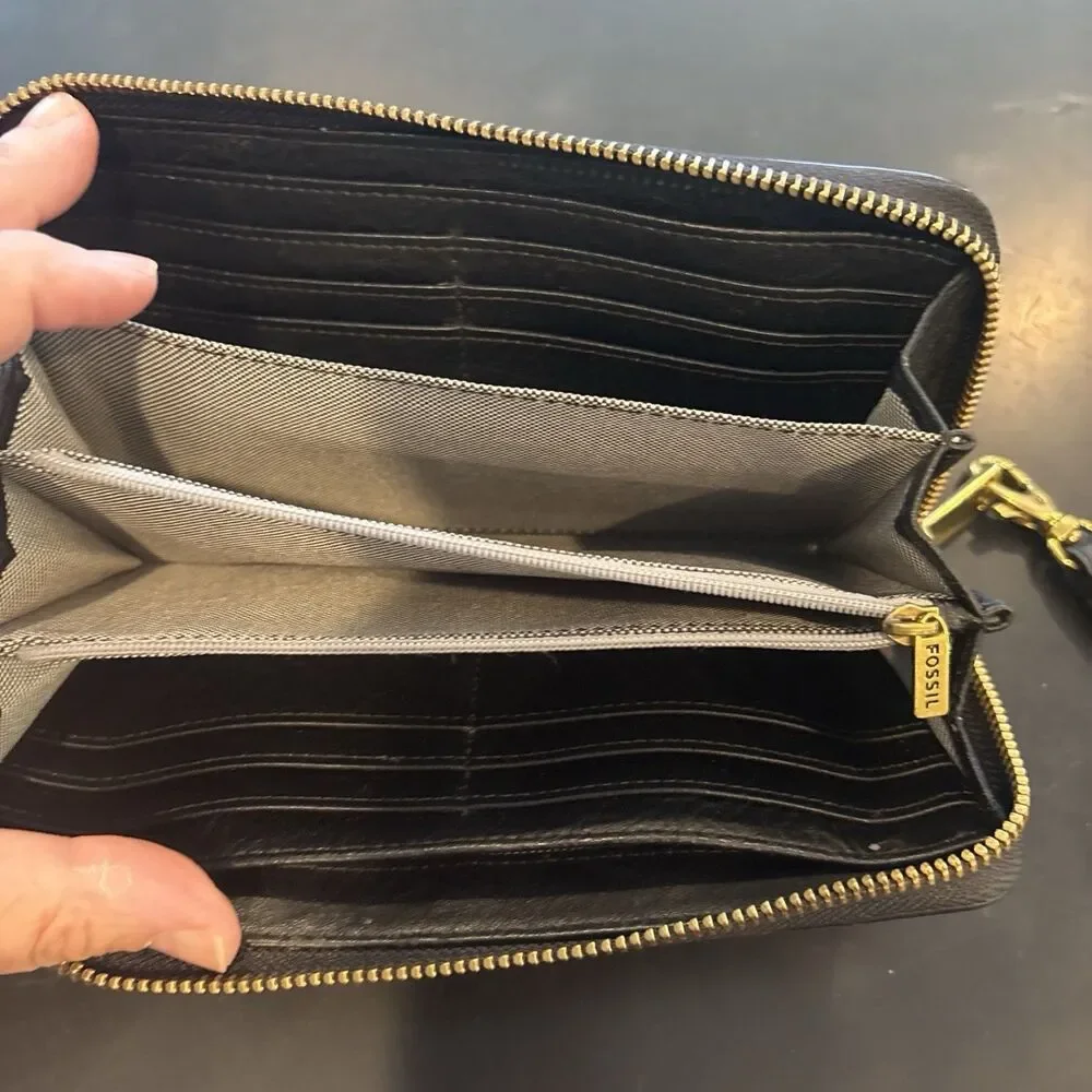 Fossil stylish logan